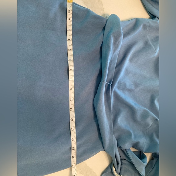 Taylor dress like new size 6 - Picture 6 of 8